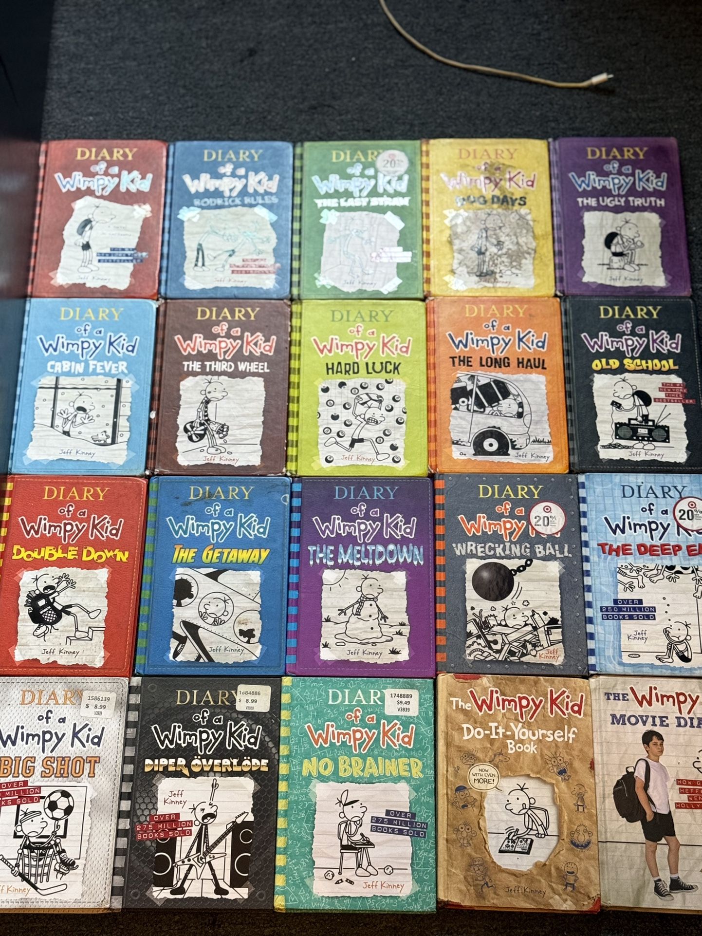 Diary Of A Wimpy Kid Books (20)