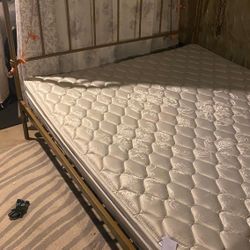 Queen Size Bed Frame No Mattress