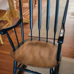 Rocking chair 