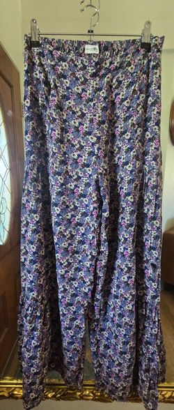 Natural life pants medium