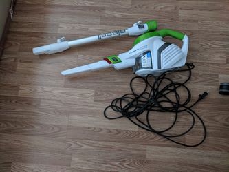 Bissell car and pet Vacuum