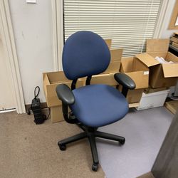 Office And Desk Chairs