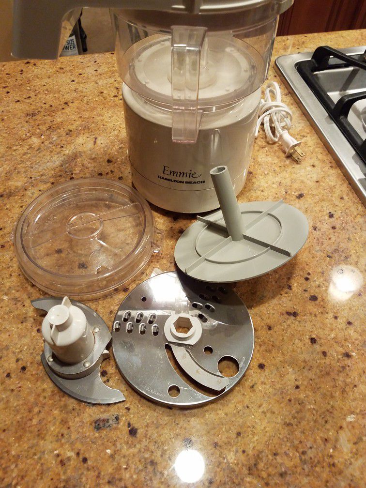 Crofton 6 Cup Food Processor for Sale in Fort Wayne, IN - OfferUp