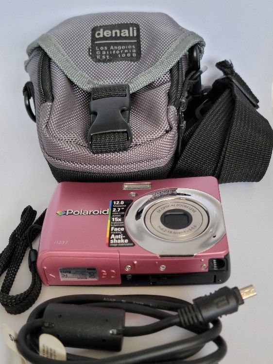 Polaroid Digital Camera 12.0MP 15x Zoom