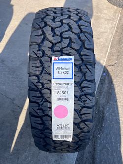 LT285/70/17 A/T BFGODRICH BRAND NEW TIRES