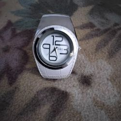 Woman's  D&G stainless steel bangle watch