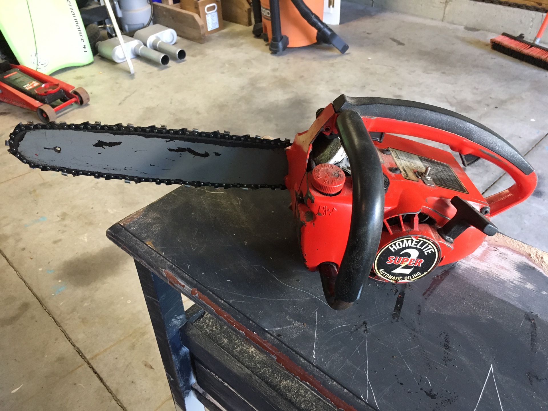 Homelite 16 inch chainsaw