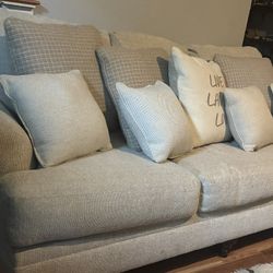2 Sofa Couches