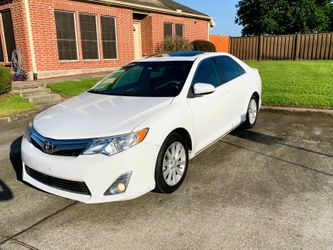 Toyota Camry XLE 3.5L