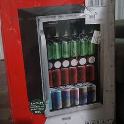 Mini Fridge 
