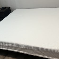 Cali King Bed and Floating Bed Frame 