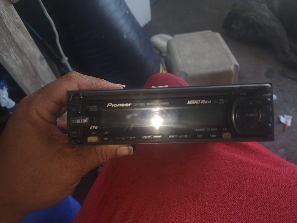 Pioneer CD player