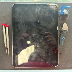 iPhone Cracked screen LCD