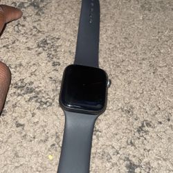 Apple Watch Se 2 And iPhone 12 Mini Fully Unlocked 