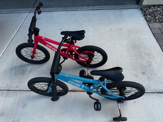 Coop REI bikes (2) w/ Training Wheels