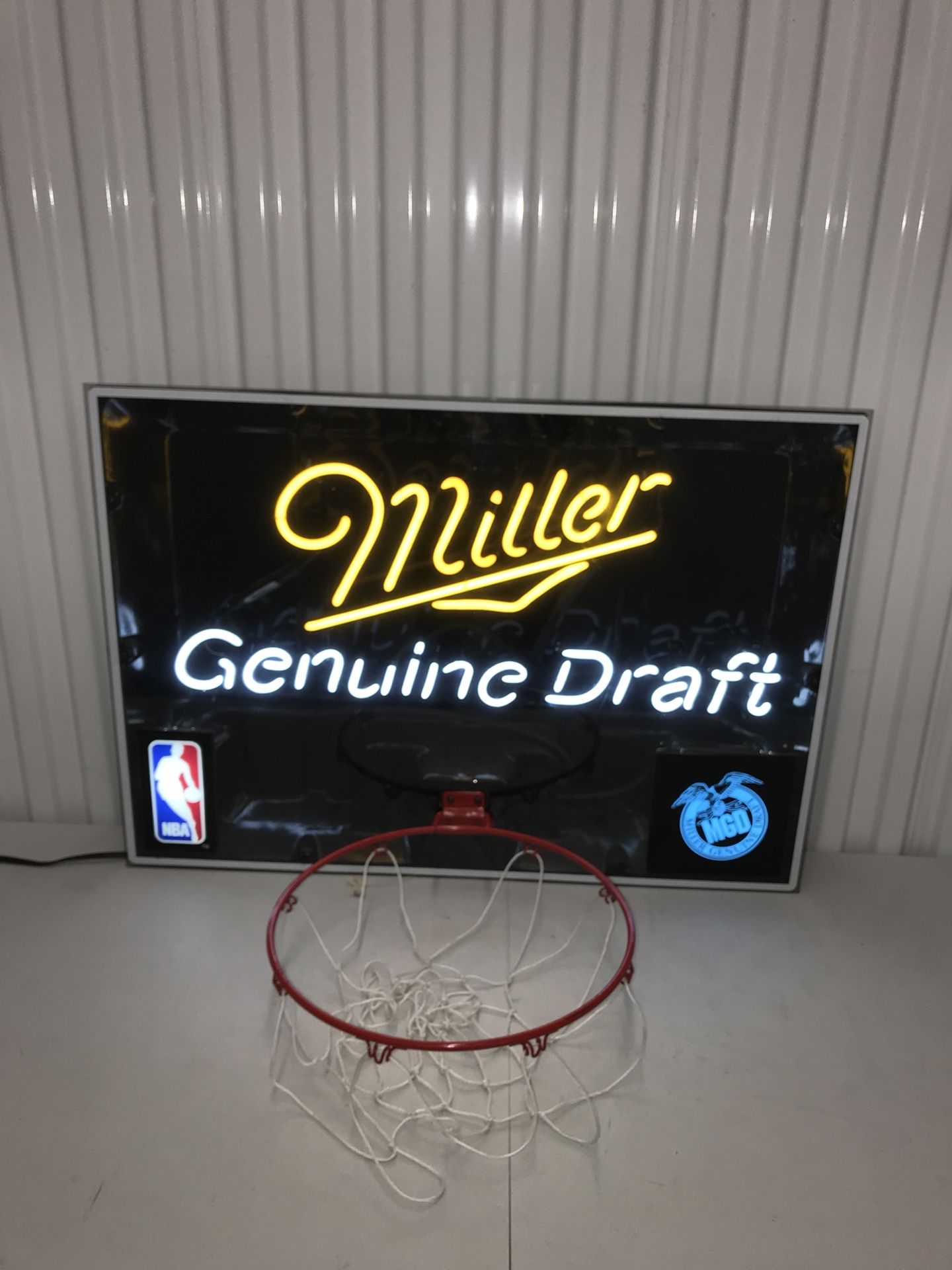 Miller Genuine Draft Neon Sign Bar Light - NBA with hoop 34” x 24”