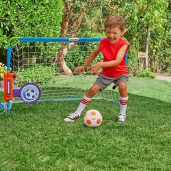 Little Tikes 2-in-1 Water Soccer