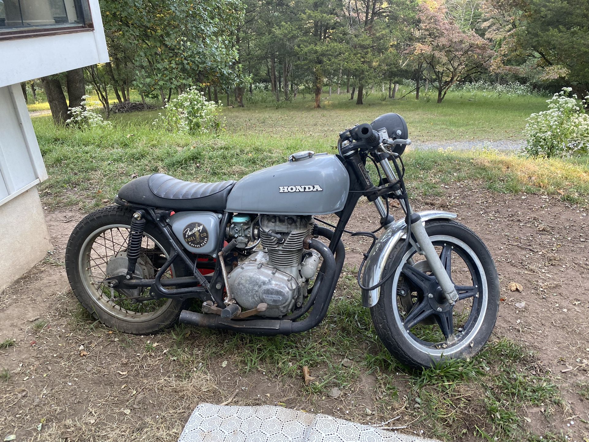 Honda XJ360 70s Cafe Racer