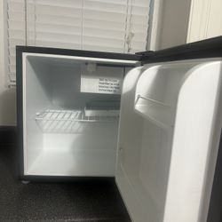 Small Refrigerator 