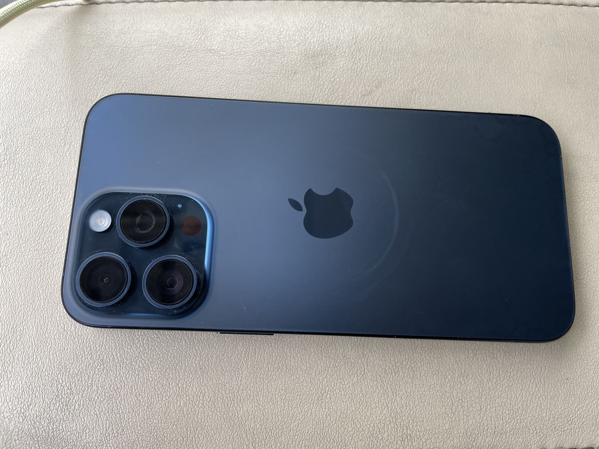 iPhone 15 Pro Maxx