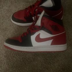 Air Jordan 1 Mid (no Box)