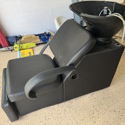 Black Shampoo Bowl And Reclining Seat Stylist Barber