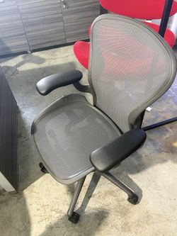 Herman Miller Aeron Chair (Basic, Size B) – $850