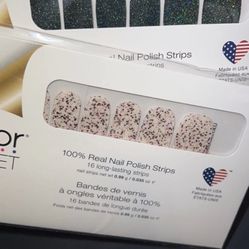 Gaelic Greenery And Pink Peppercorn Colorstreet 