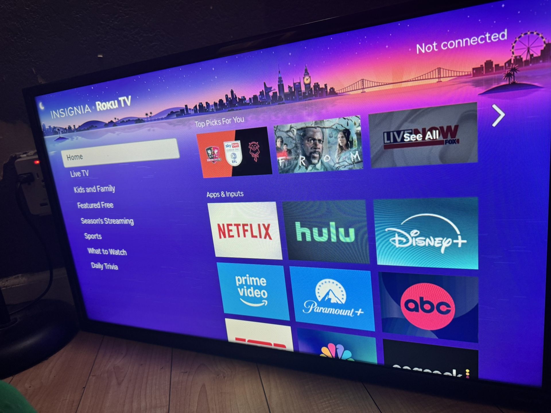 Insignia Roku tv 32”