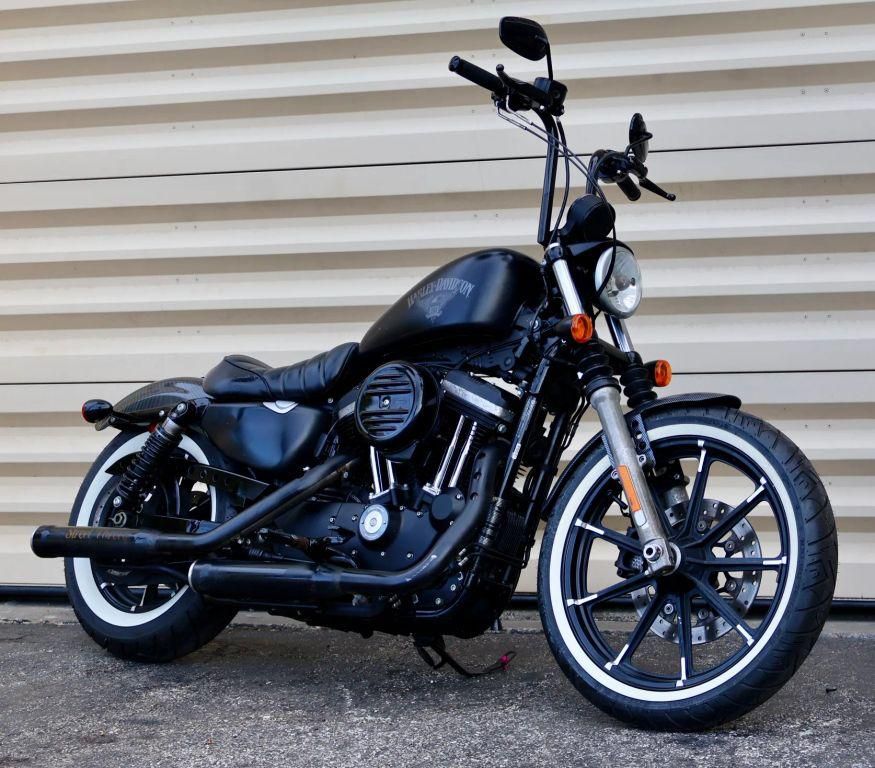2017 Harley-Davidson Iron 883