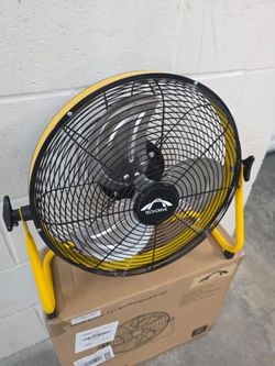 14" Portable Recharable Battery Operated Floor Fan with 360° Adjustable Tilting for Indoor & Camping