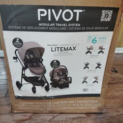 Pivot  Stroller And Car Seat.