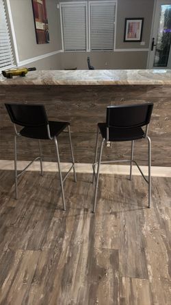 Set of 2 Black Bar Stools