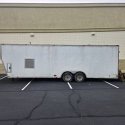 Trailer With John Deere Generator Room