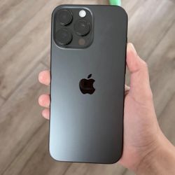 16 PRO MAX 256GB T-Mobile 