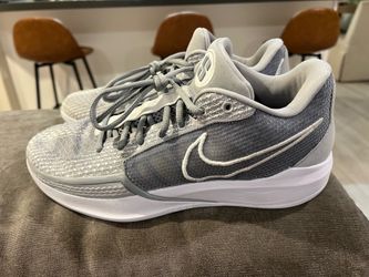 Nike Sabrina 1 size 10 women’s $40
