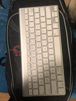 Wireless Apple keyboard