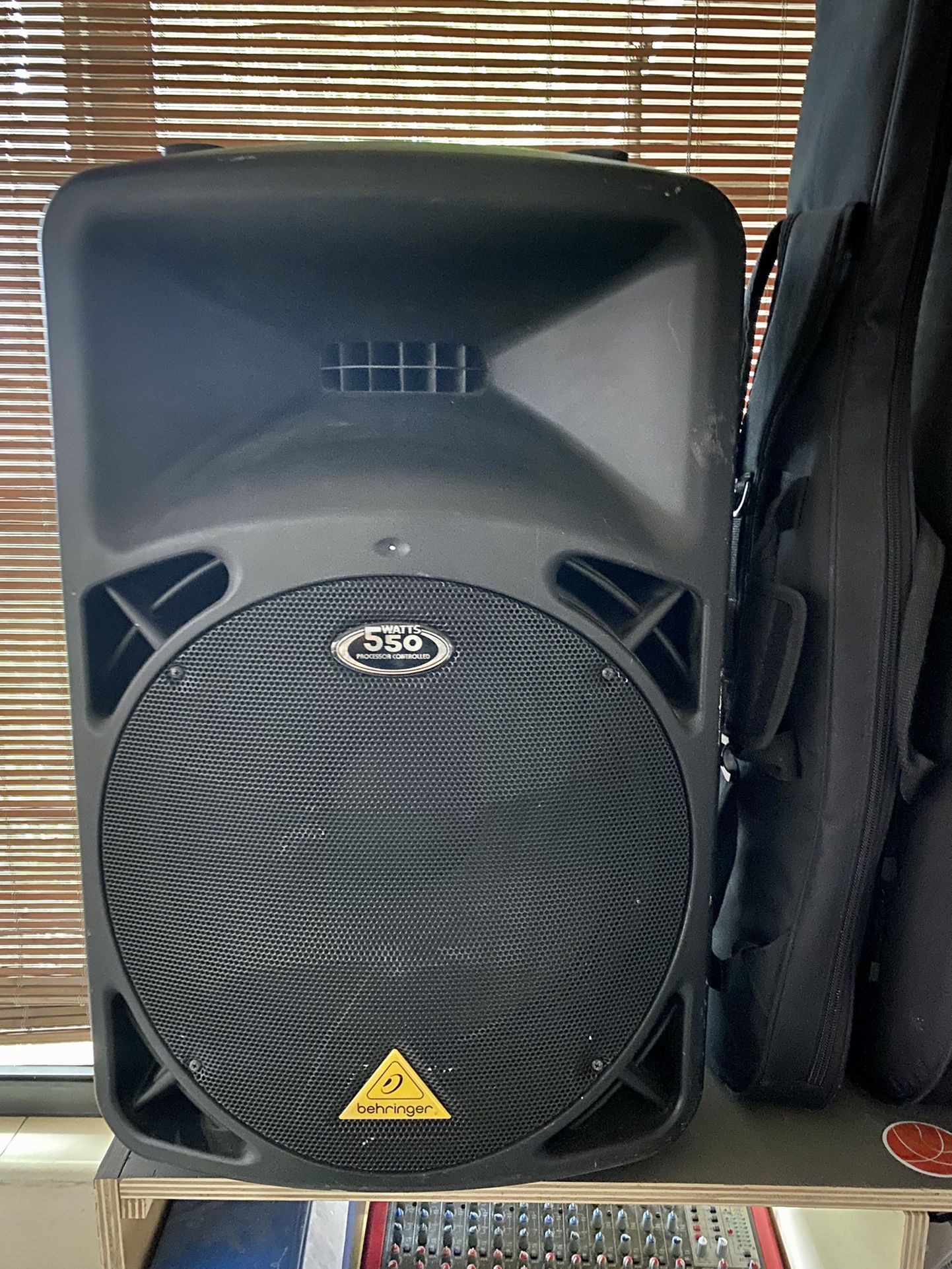 PA Speaker - Behringer B315 D