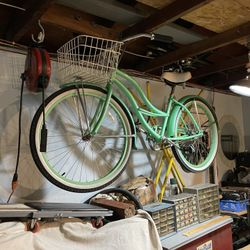 Vintage Beach Cruiser 