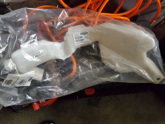 07-11 honda crv Windshield Washer Fluid Reservoir (Partslink Number HO1288143)