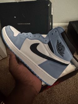 Jordan 1 University Blue sz 11