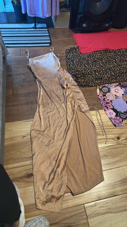 Vestidos de mujer SML todo por $ 10