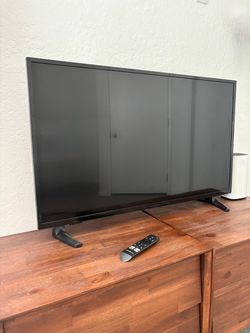 39” Insignia Smart Fire TV + Remote — Ready to Go! 🔥📺