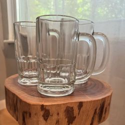 𝗙𝗥𝗘𝗘! Set Of 3  Heavy Vintage Beer Mugs