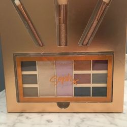 Revolution Sophx Eye Shadow And Brush Gift Set NIB