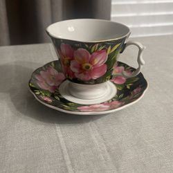 Flower Tea Cup In Black