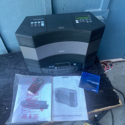 Bose Acoustic Wave Music System & 5 Multi Disc Changer II, 1 remote & manuals