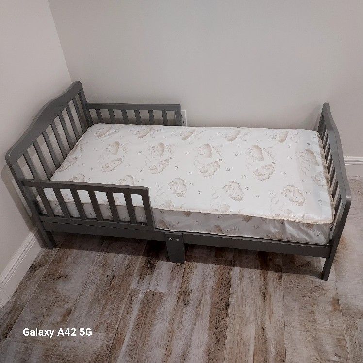 Baby Crib