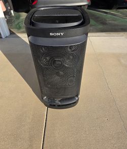 Sony XV900 Party Speaker