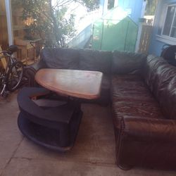 Leather Sofa And Lift Top Coffee Table 